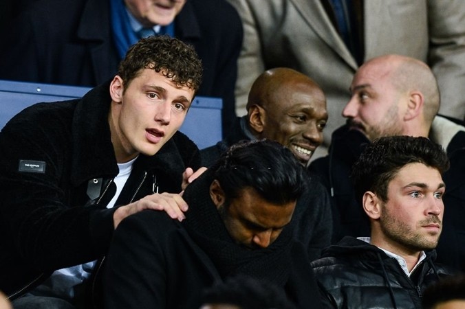 Benjamin Pavard attending PSG against Monaco at The Parc des Princes last night. - Bóng Đá