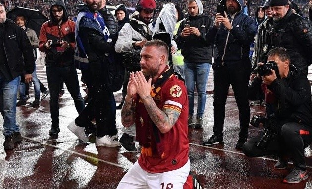 Romanista nghẹn ngào trong ngày từ biệt De Rossi - Bóng Đá