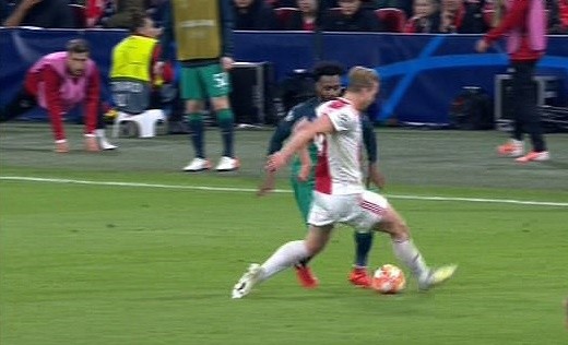 Số 27 điên rồ và 8 điều bỏ lỡ trận Ajax - Tottenham - Bóng Đá