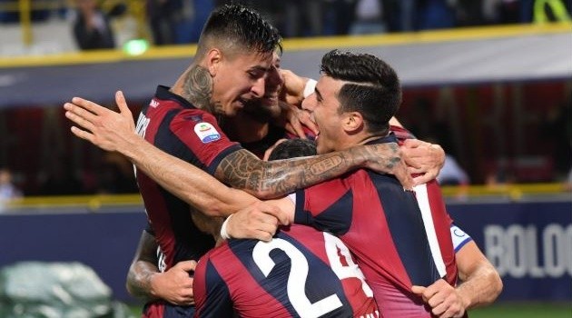 Thầy trò Carlo Ancelotti gục ngã trước Bologna trong ngày hạ màn Serie A - Bóng Đá