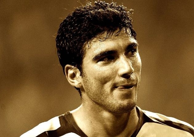 Chùm ảnh: Sự nghiệp thăng trầm của ngôi sao xấu số Antonio Reyes - Bóng Đá