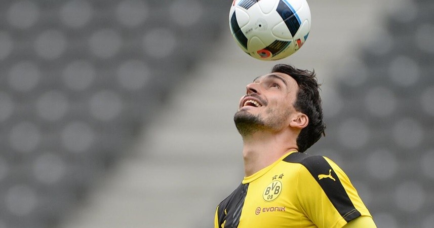 Xác nhận! Dortmund thử lòng Bayern, chuẩn bị chào đón siêu trung vệ - Bóng Đá