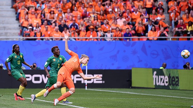 ảnh: nữ hà lan nữ cameroon - Bóng Đá