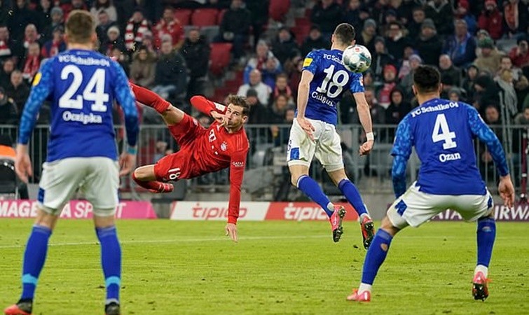 Sao Bayern lập siêu phẩm  