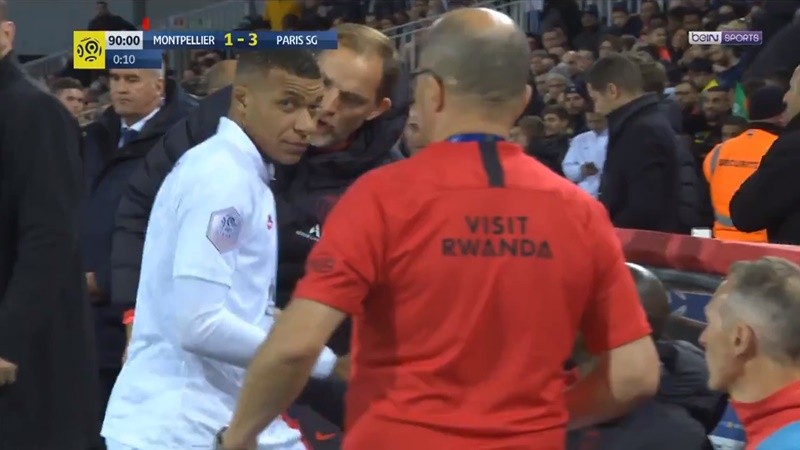 SỐC! Mbappe hành xử 