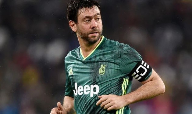 Chùm ảnh: Ronaldo suýt lập lại siêu phẩm vào lưới Buffon - Bóng Đá