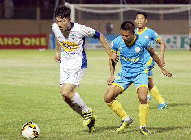 Tuấn Anh chắc chắn sẽ đá chính trận mở màn V-League của HAGL - Bóng Đá
