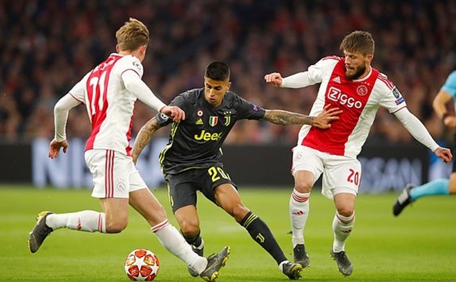 TRỰC TIẾP Ajax 0-1 Juventus: Ronaldo đánh đầu dũng mãnh (Giải lao) - Bóng Đá