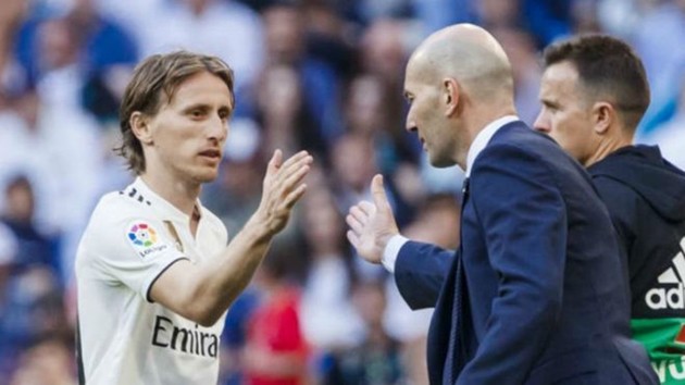 Modric ở lại Real - Bóng Đá