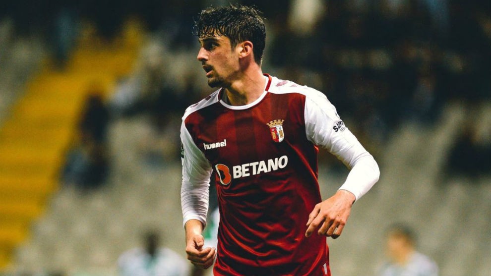 Trincao: It'll be a great honour to wear the Barcelona shirt - Bóng Đá