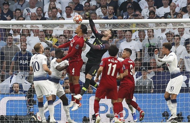 Những khoảnh khắc ấn tượng nhất CK Chaampions League - Bóng Đá