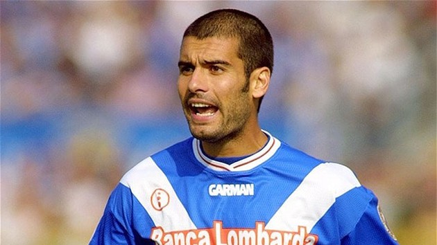 Ảnh: Brescia sửa sân trước ngày Serie A khởi tranh - Bóng Đá