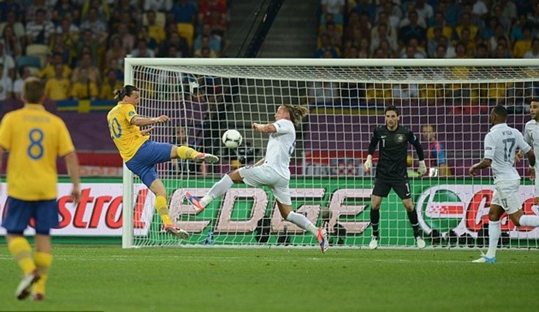 Sao Bayern lập siêu phẩm  