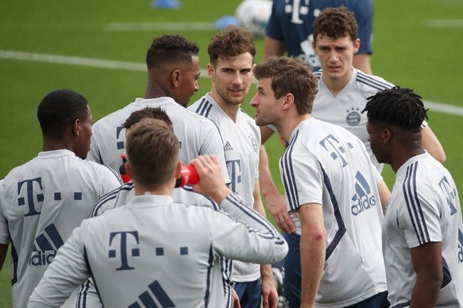 SỐC! Nội bộ của Bayern choảng nhau, các trụ cột căng thẳng - Bóng Đá