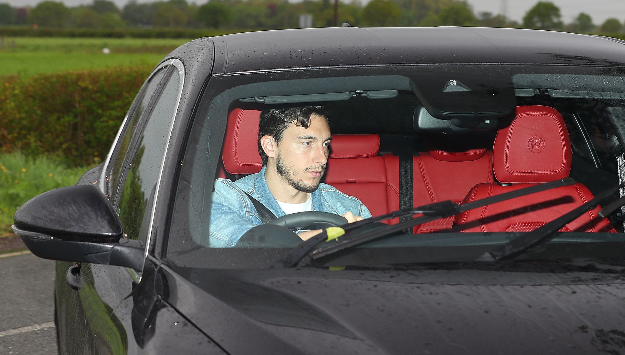 Mu tới sân - Bóng Đá