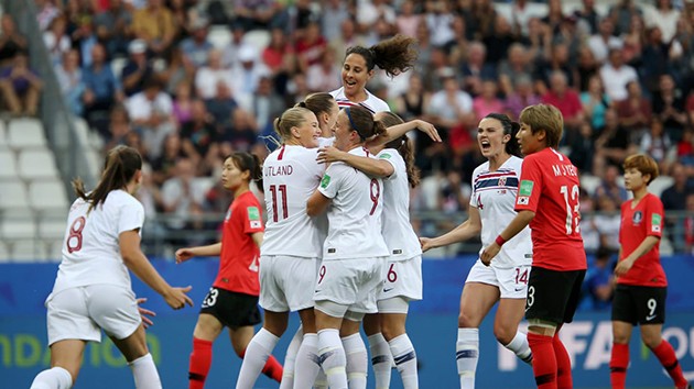 ảnh nữ pháp thắng nigeria - Bóng Đá