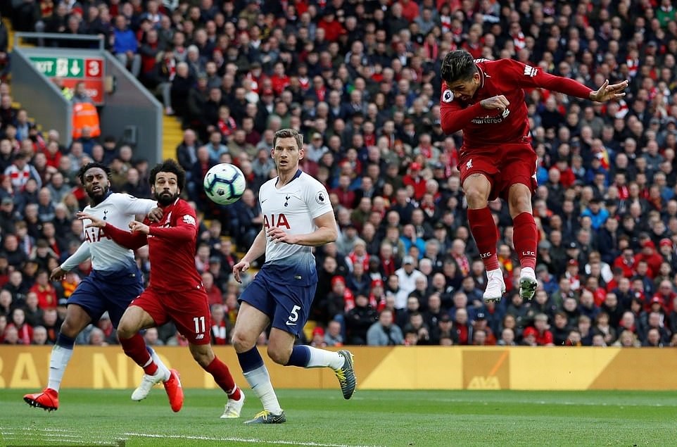 Chê bai Mourinho, CĐV Man City bị 'nghiệp quật' tốc hành - Bóng Đá