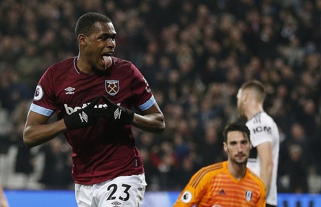 Người cũ của Liverpool lại nổ súng sau gần một thập kỉ  - Bóng Đá