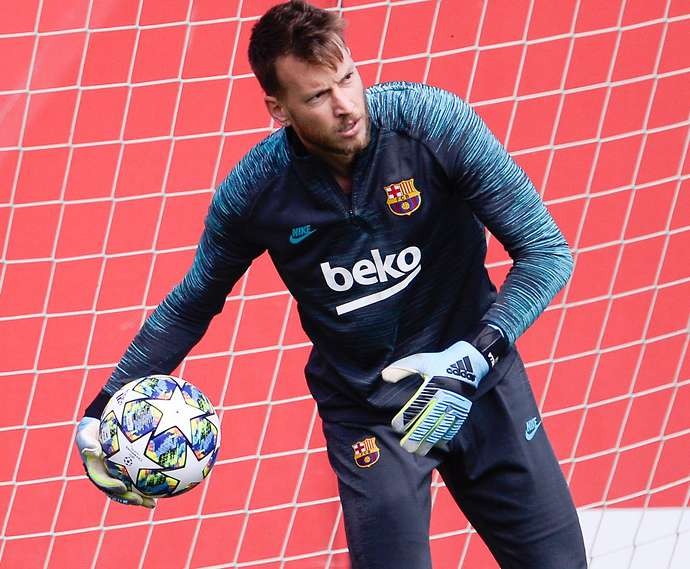 10 bản HĐ tệ nhất của Barcelona dưới thời Ernesto Valverde - Bóng Đá