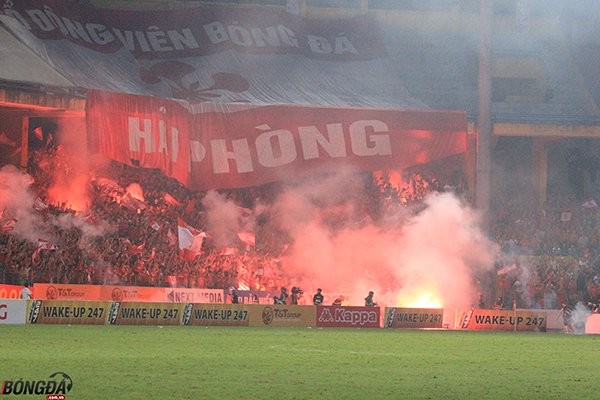 Để CĐV Hải Phòng tạo 