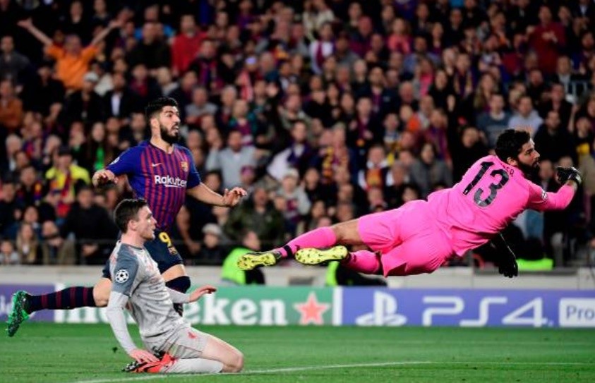 Alisson từ chối mệnh lệnh lên tấn công của Klopp - Bóng Đá