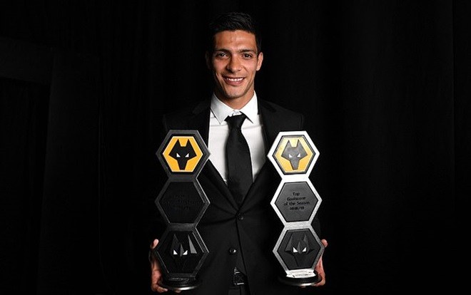 Roman Abramovich ăn mừng cùng các cầu thủ Chelsea - Bóng Đá