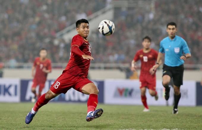 M.U chiêu mộ Maxi Gomez - Bóng Đá