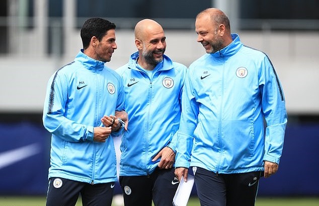 Thượng tầng Man Utd sẵn sàng đáp ứng mọi mức giá Dortmund yêu cầu vụ Sancho - Bóng Đá