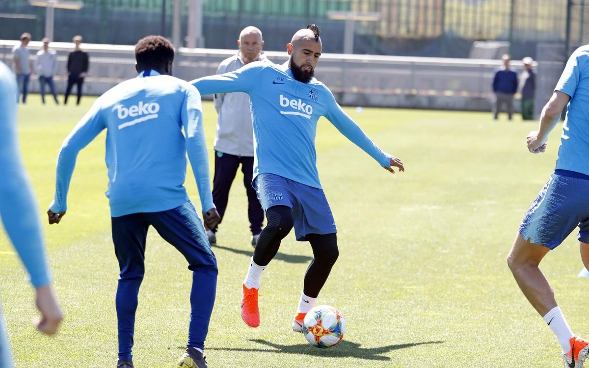 Phải đá lại trận Wolves có ảnh hưởng gì tới Man Utd? - Bóng Đá