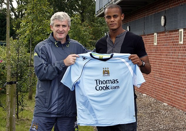 Vincent Kompany – Người phủ sắc xanh cho thành Manchester - Bóng Đá