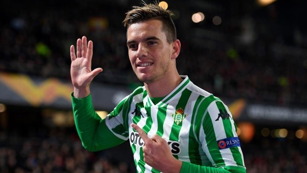 Fan Mu đòi mua Mike Maignan - Bóng Đá