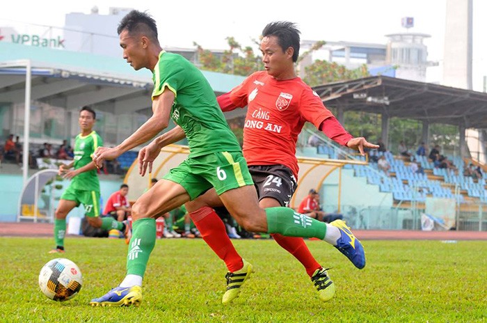 Sir Alex Solskjaer đến Old Trafford (ảnh) - Bóng Đá