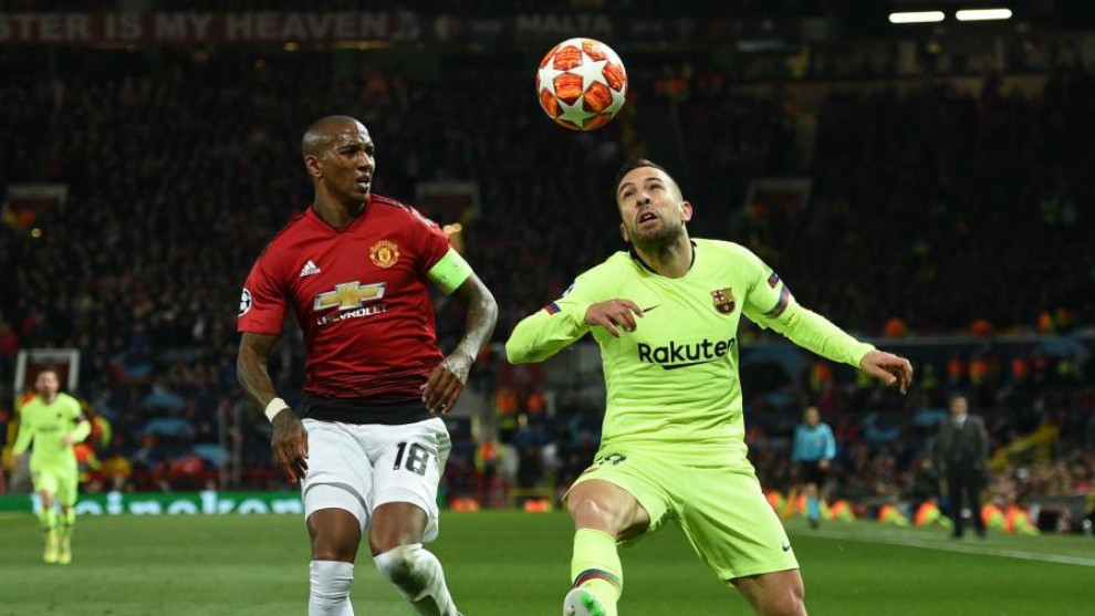 Đội hình tiêu biểu lượt đi tứ kết Champions League: Không thể khác được! - Bóng Đá