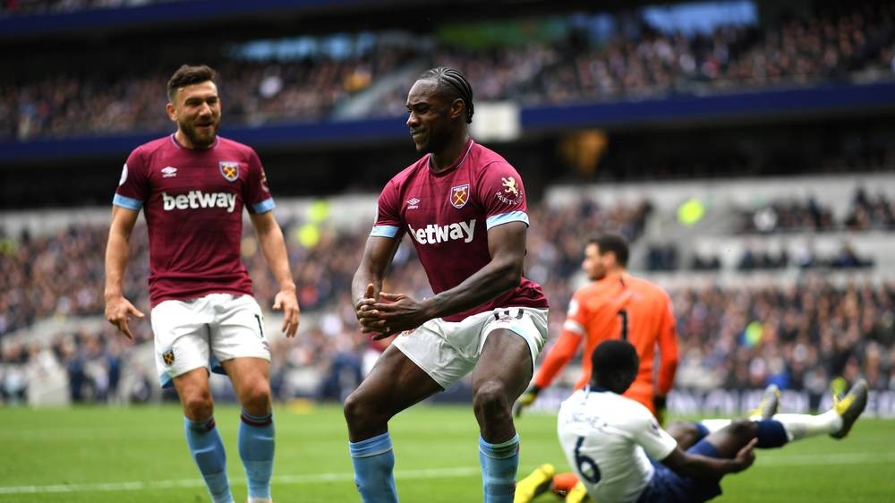 Cuộc đua Top 4: Khi M.U, Arsenal, Chelsea và Tottenham quá 'khách sáo' - Bóng Đá