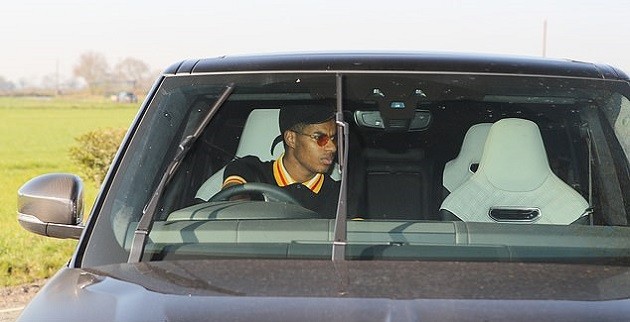 Dàn sao Man Utd vui như 