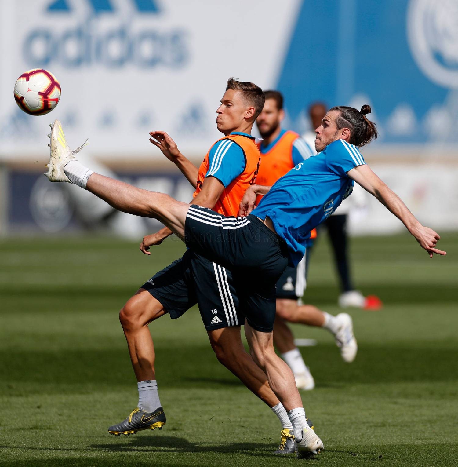 real tập luyện - Bóng Đá