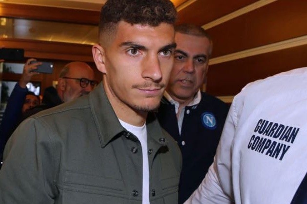 (Ảnh) Napoli đón Di Lorenzo - Bóng Đá