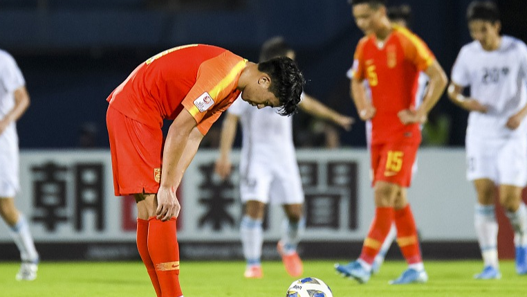 CĐV Trung Quốc rên xiết: Thật nhục nhã, đúng là 1 đội tuyển 