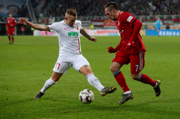 Biabiana Steinhaus khiến Bayern bị 'cắt sóng' ở Iran - Bóng Đá