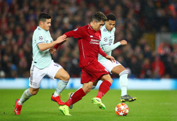 Làm khán giả, Van Dijk vẫn tạo dấu ấn cực lớn tại Anfield - Bóng Đá