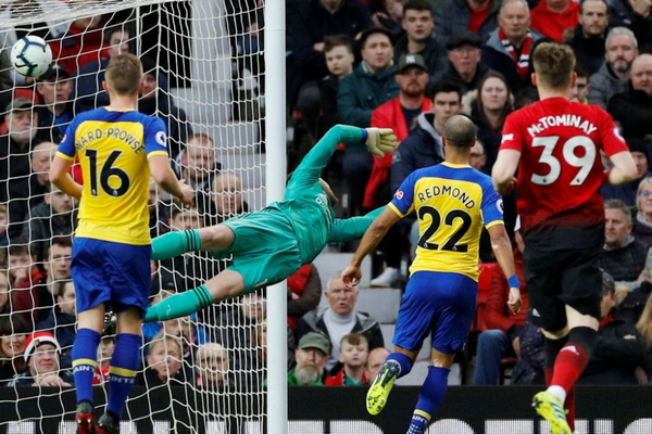 Nhấn chìm 2 siêu phẩm của Southampton, Lukaku đưa Man United áp sát top 3 - Bóng Đá