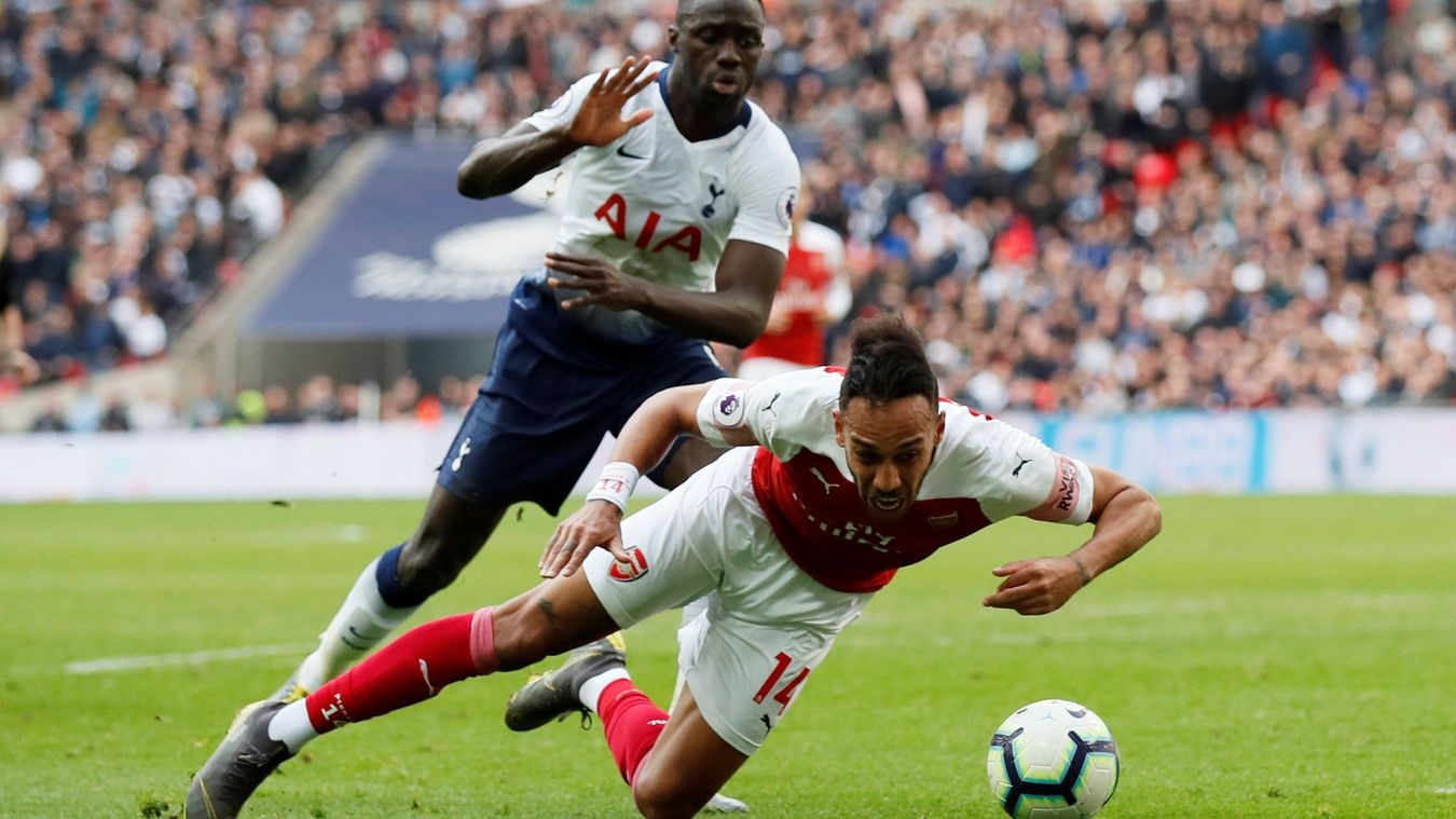 Hành động côn đồ, sao Tottenham bị Lacazette 'bóc phốt' trên mạng xã hội - Bóng Đá