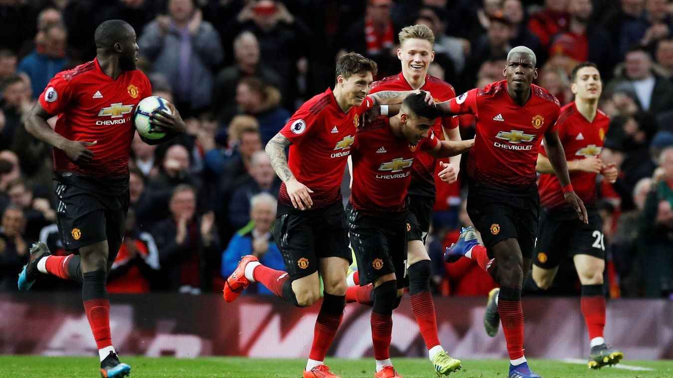 Diễn biến 'ấm lòng' tại Man United trước giờ chiến PSG (Solskjaer gặp ông chủ) - Bóng Đá