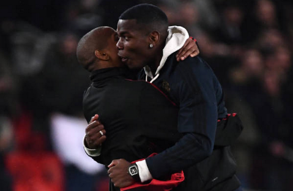 Man United đi tiếp và đây là hành động của Paul Pogba - Bóng Đá