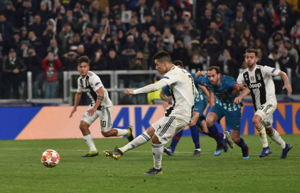 Trở về mái nhà xưa, Morata hành động 'không thể tin nổi' với đàn anh - Bóng Đá