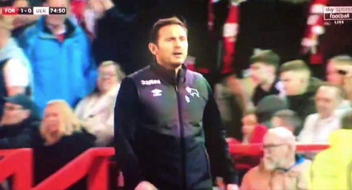 John Terry vs Roy Keane ở Championship - Bóng Đá