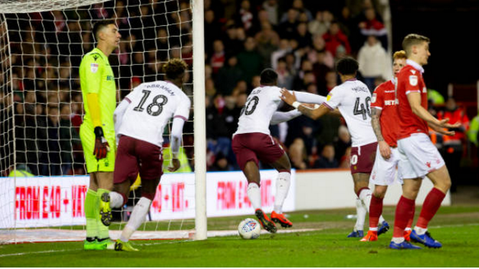 John Terry vs Roy Keane ở Championship - Bóng Đá