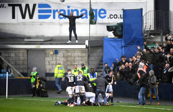 Đấu súng trong mưa và nước mắt, đại diện cuối cùng top 4 Cúp FA được xác định - Bóng Đá