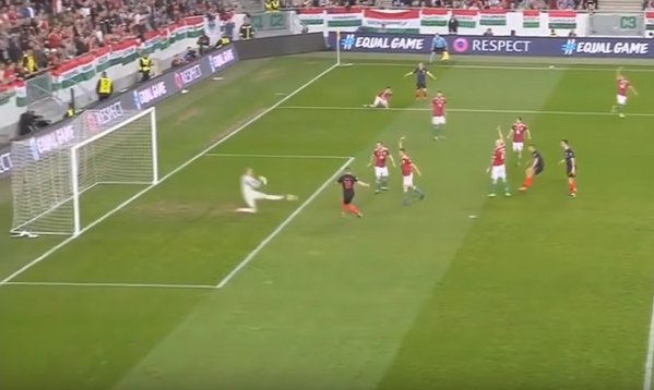 Thua sốc Hungary, Quả Bóng Vàng và các đồng đội tự làm khó mình - Bóng Đá