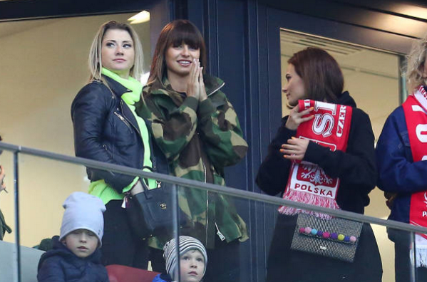 Piatek gọi Lewandowski trả lời, Ba Lan vững vàng trên đỉnh - Bóng Đá